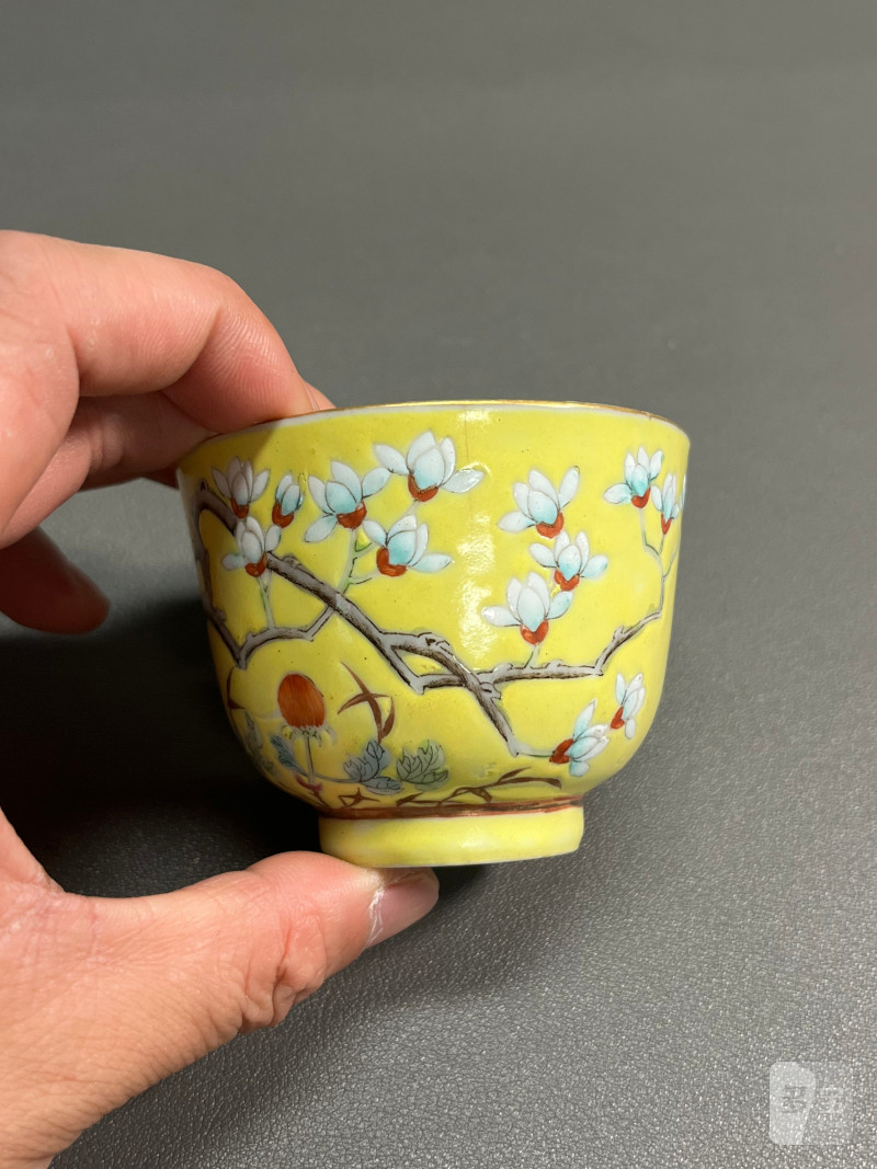 清光绪  黄地粉彩花鸟纹杯 - 图9
